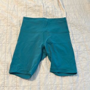 Lulu bike shorts